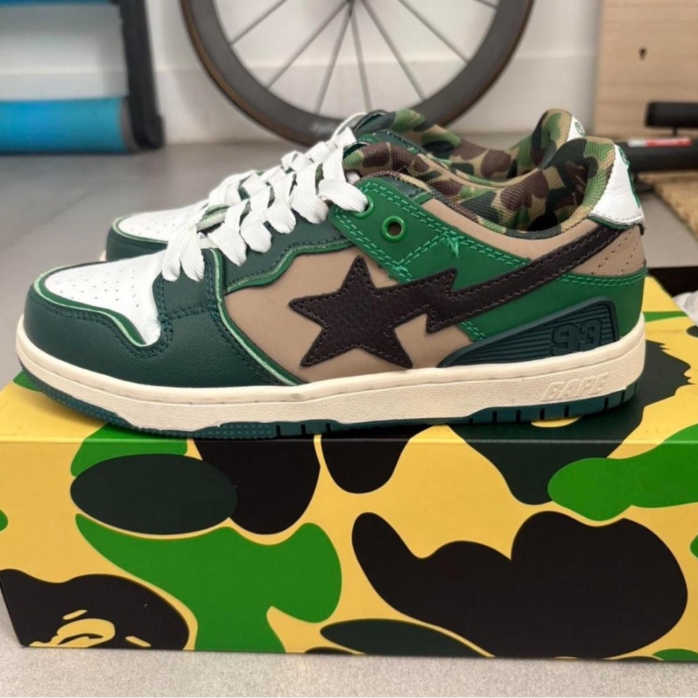 Green bape sk8 sneakers